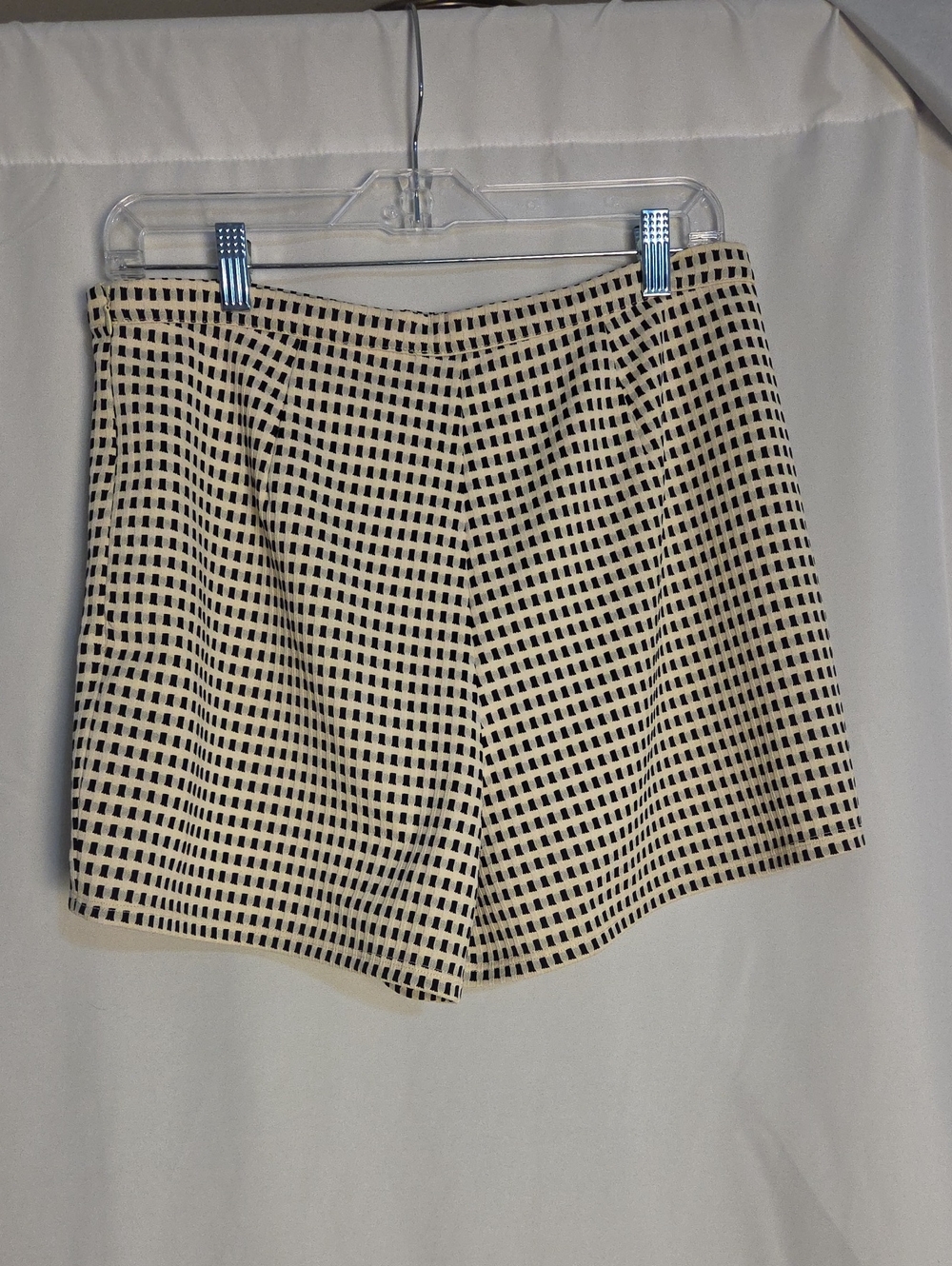 Gianni Bini Black And White Shorts - NWT